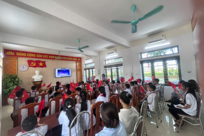 Hân hoan chào đón năm học mới